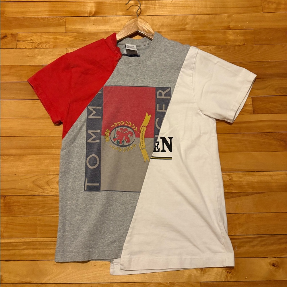 Vetements x Tommy Hilfiger 2018 Hong Kong Exclusive Tee Shirt